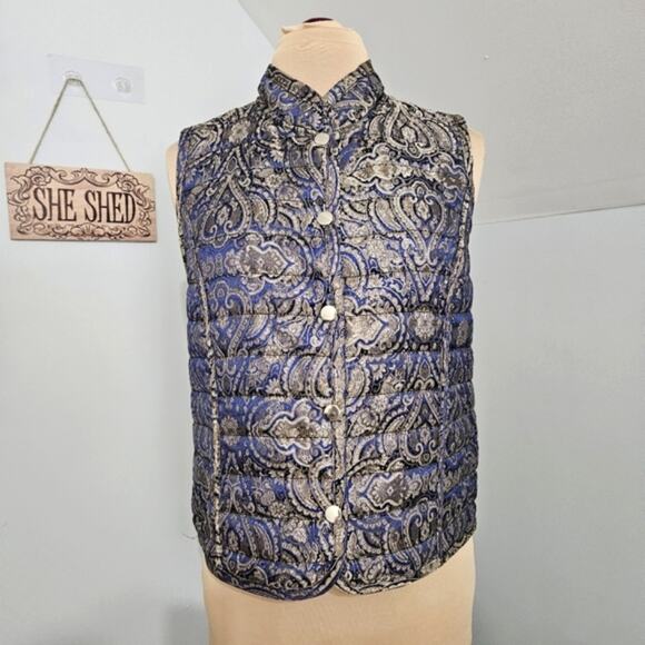 Chico's Reversible Quilted Vest Snap Front Sleeveless Blue Jacquard Black Jacket - Picture 3 of 15